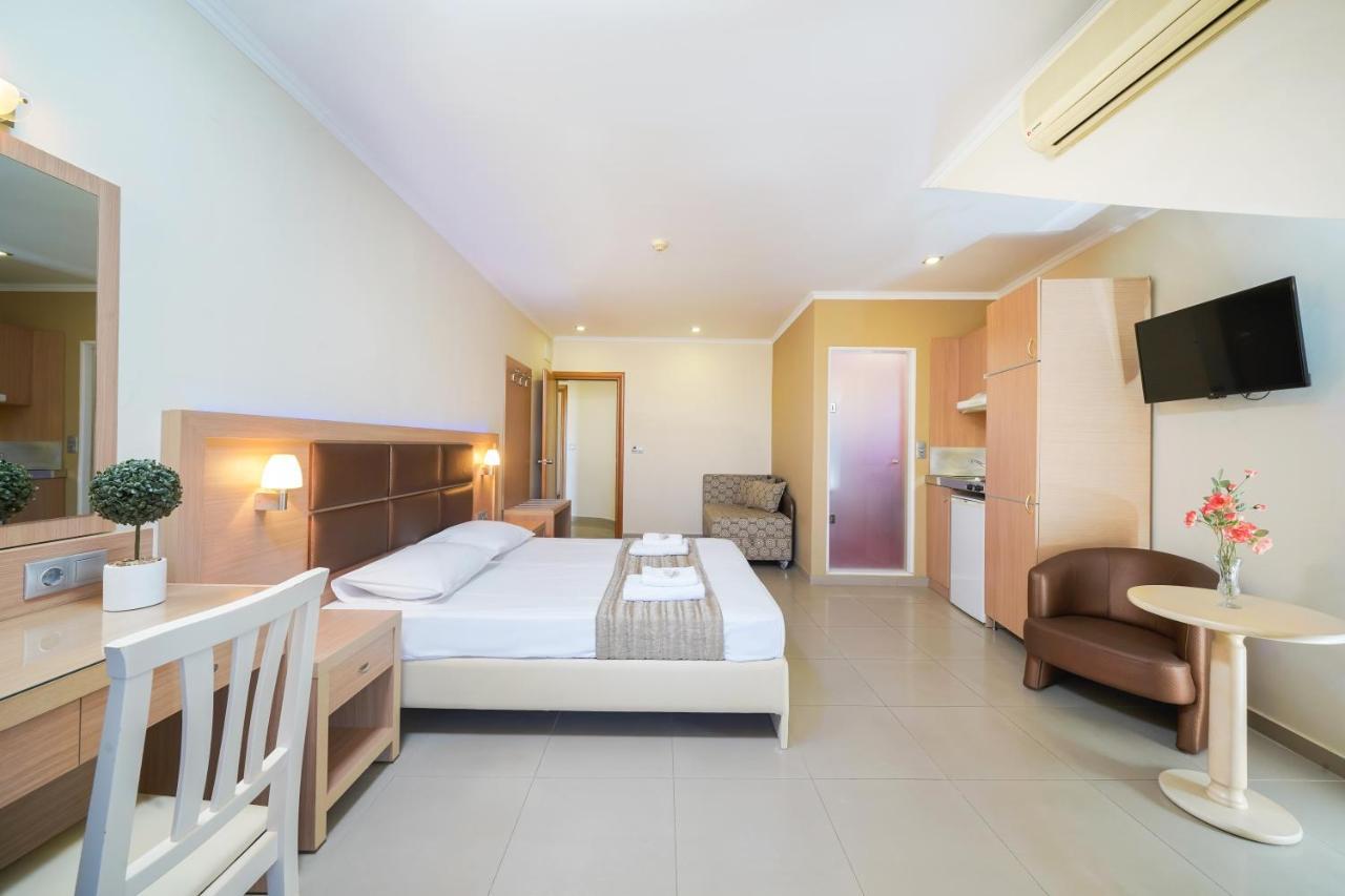 Versa Studios Limenas  Luaran gambar
